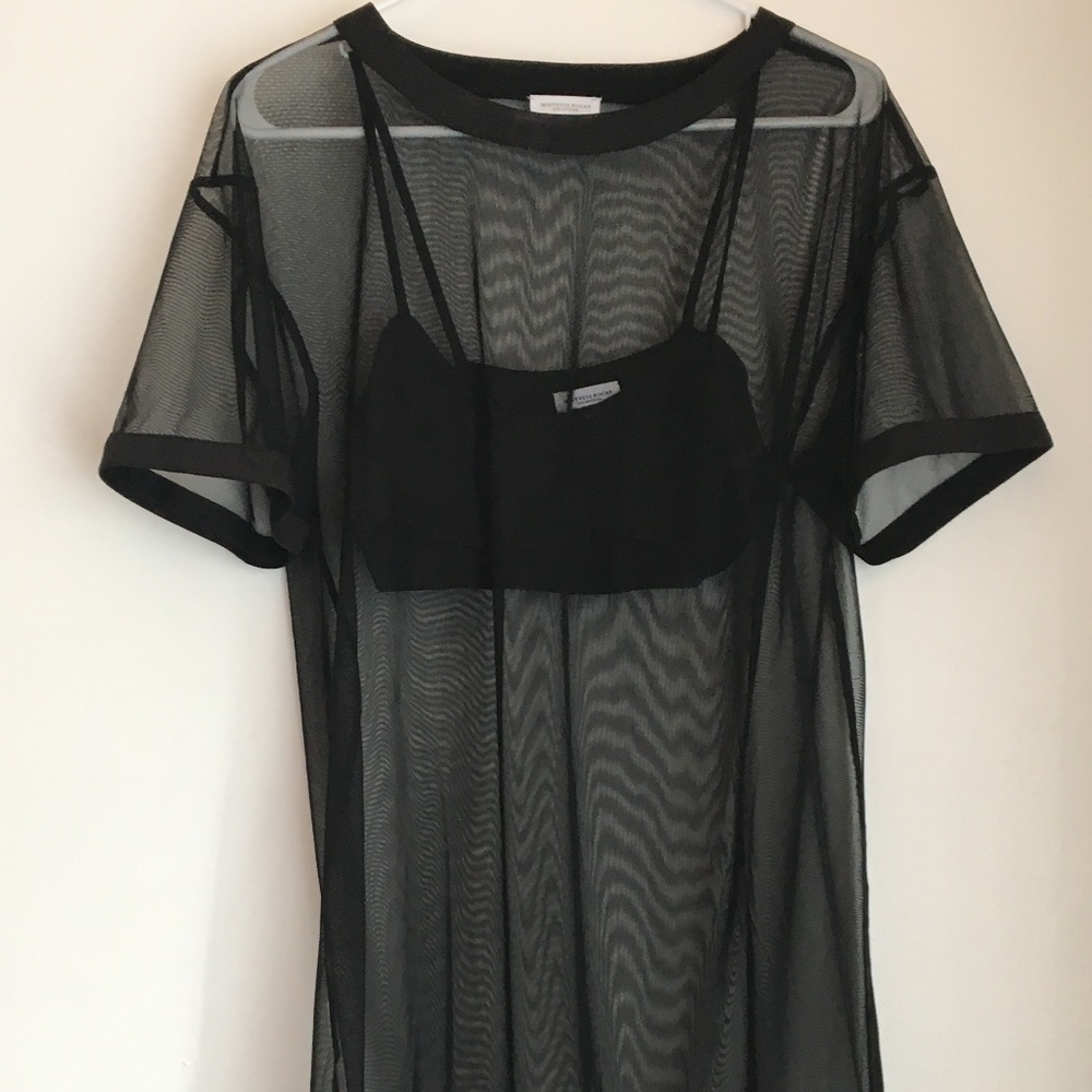 BOUTIQUE BLACK OVERSIZED MESH T SHIRT & BRALETTE
